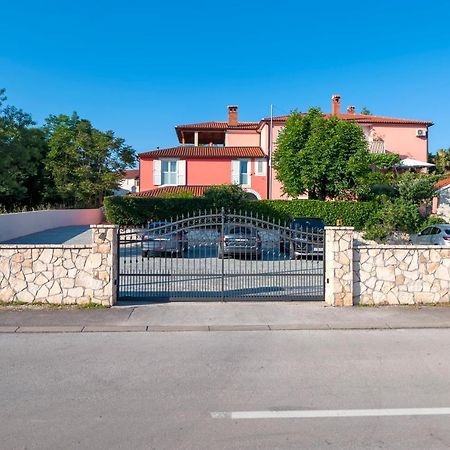 F&R Apartments Rovinj Exterior photo